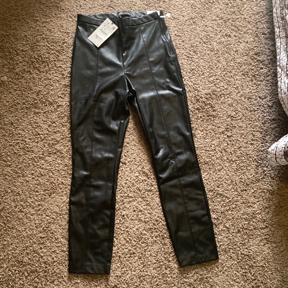 NWT medium Zara faux leather leggings